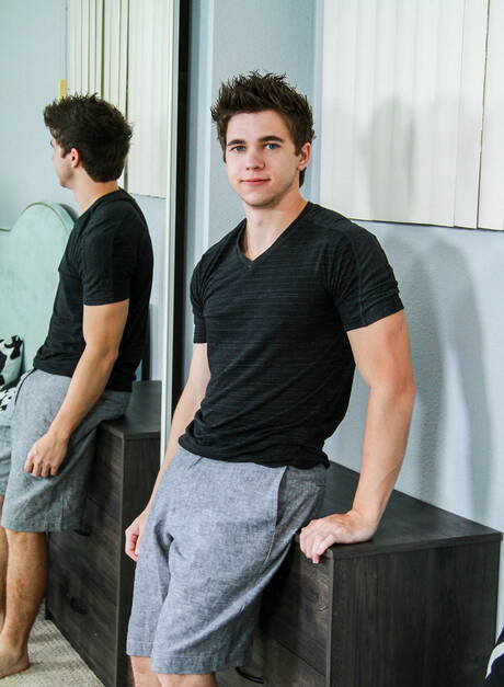 Two american guys tough guy Scott Riley and beefy Will Braun sucking and screwing each other