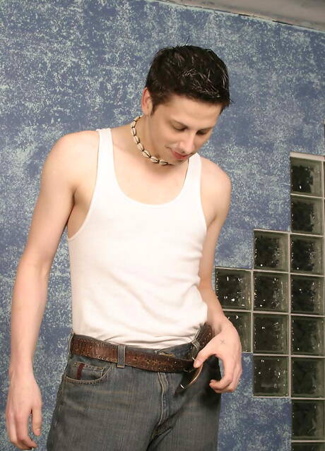 Muscular Kyle Foxxx and beefcake Tarzan fuck ass after interracial blowjob