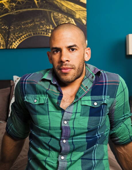 Pretty american boys otter Austin Wilde and twink Joey Devero in hard anal sex