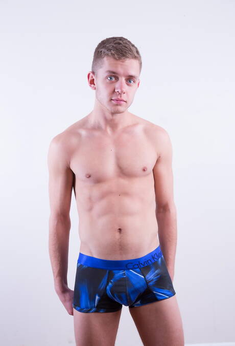 Naked Blonde Gay Pics