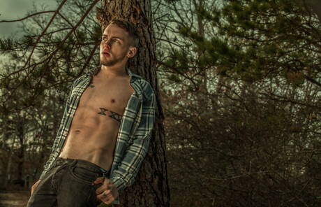 Two american boys hairy stud Adam Russo and muscular Colton Grey shows a sturdy body outdoor