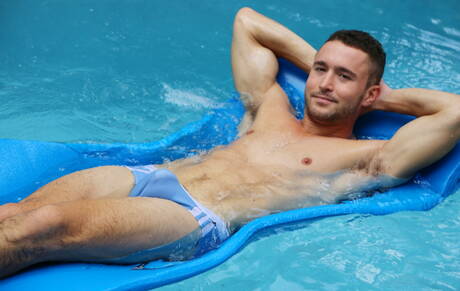 Nice american guys husky guy Colt Rivers and beefcake Javier Cruz in hot ass fuck action at the pool