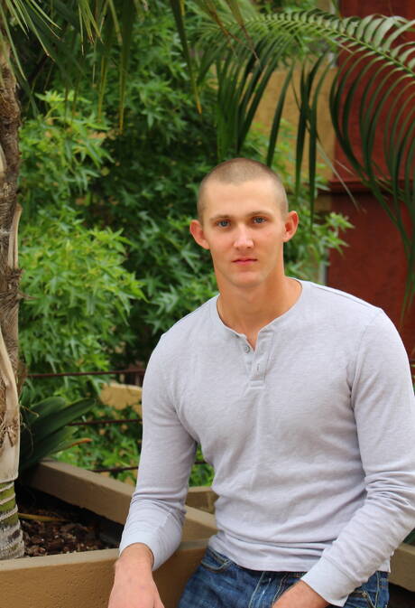 Naked Amateur Gay Pics