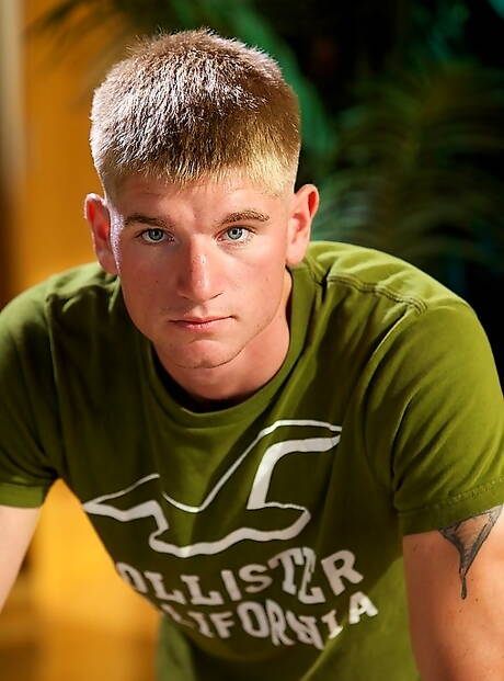 Hunky guy Boyd posing nude and showing his ass