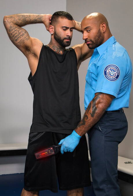 Naked Police Officer Pics