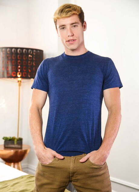 Two american dudes hairy stud Griffin Barrows and well-built Justin Matthews sucking and screwing each other