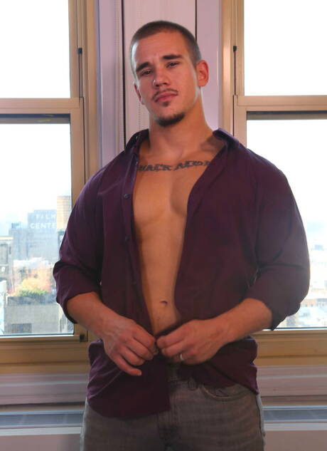 Two american guys beefcake Billy Santoro and well-built Adam Bryant fuck after blowjob