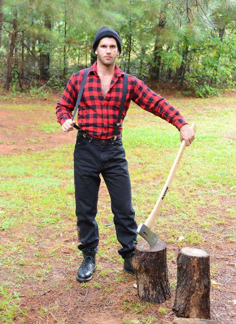 Hot american boys otter Jimmy Fanz and young dude Zac Stevens have anal sex outside