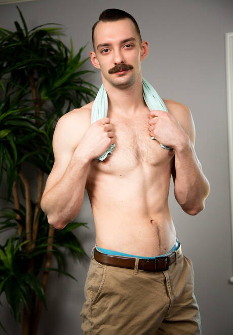 Strongman Johnny B and american hot twink Marcus Tresor banged each other