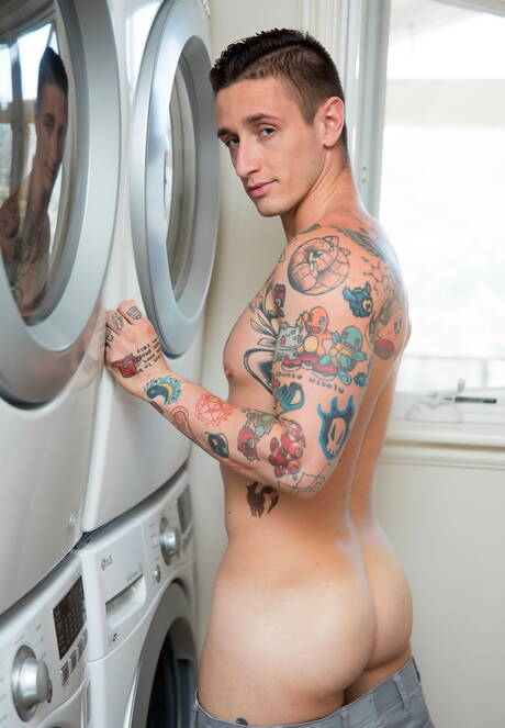 American hairy stud Lance Ford and  Mason Williams in hot anal sex