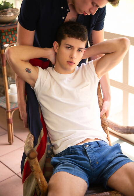 Two american boys hot twink Sean Ford and stud Troy Accola sucking and screwing each other outside