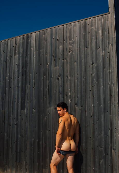 American beefcake Justin Matthews and  Ollie fuck ass after blowjob on beach