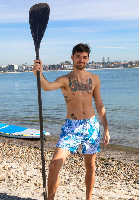 Hot american guys muscular Jay Tee and otter Leeroy Jones banged each other on beach