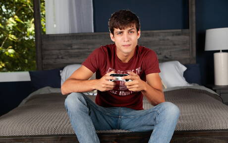 Two american guys muscular Axel Kane and muscular Elliot Finn make a love