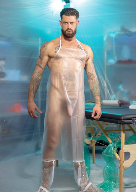 Two american boys mature bear Beau Butler and mature bear Alpha Wolfe fuck after dick sucking