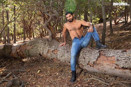 Ebony superstud Kaden Alexander and  Ali Liam sucking and screwing each other outdoor