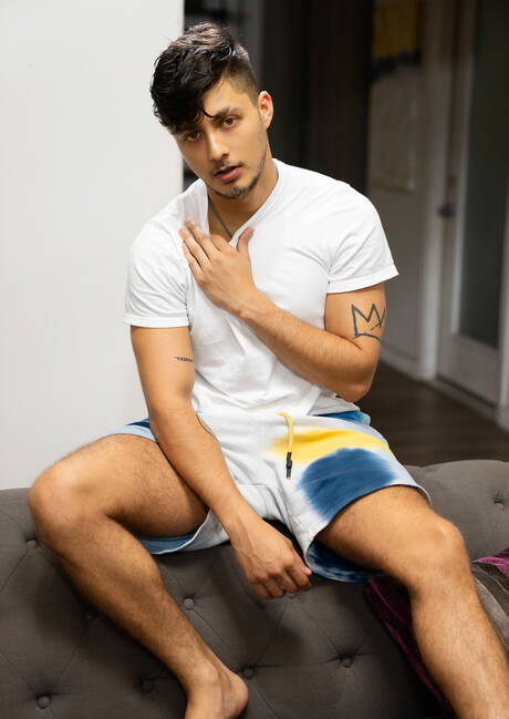 Brysen and latin beautiful boy Angel Rivera fuck after blowjob in the kitchen