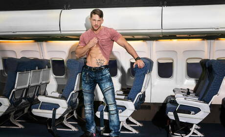 American hunk Roman Todd and  Devy in hot ass fuck action