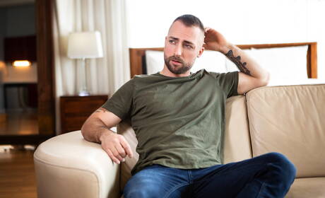 Canadian strongman Jeremy London and american muscular Finn Harding in hot homosexual action