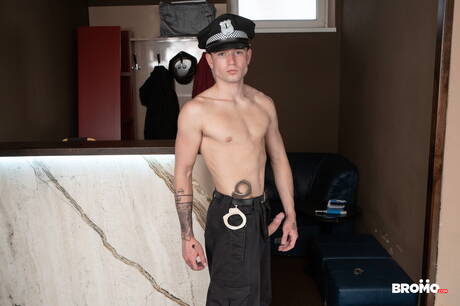 Two czech boys beefy Ondra Welik and beefy Simon Best in hot homosexual action