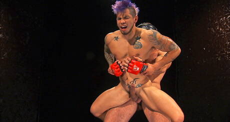 Latino hunk Draven Torres and american well-built Spencer Reed have a hot couple sex