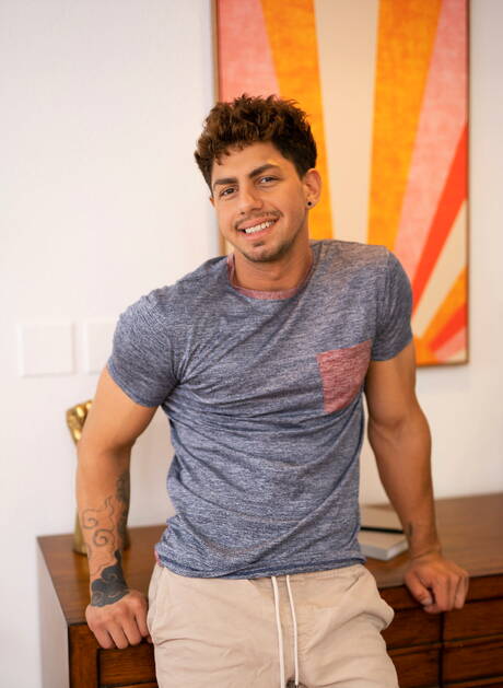 Tough guy Jeremiah and superstud Justin have anal sex