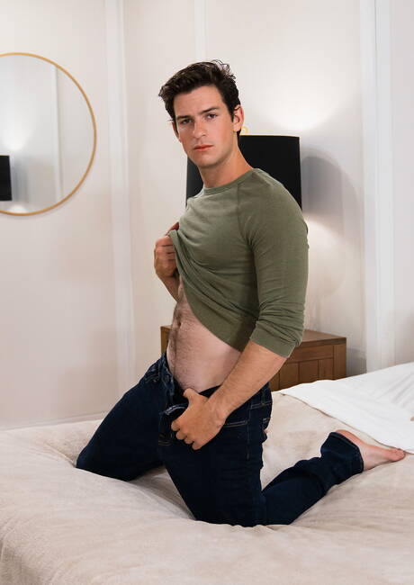 Tough guy Archie and asian hot twink Cody Seiya have a hot sex