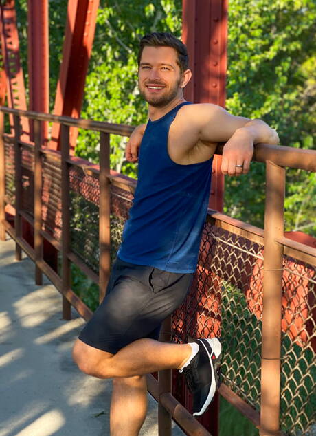 American pornstars hunk Johnny Donovan and stud Ricky Donovan love each other outside