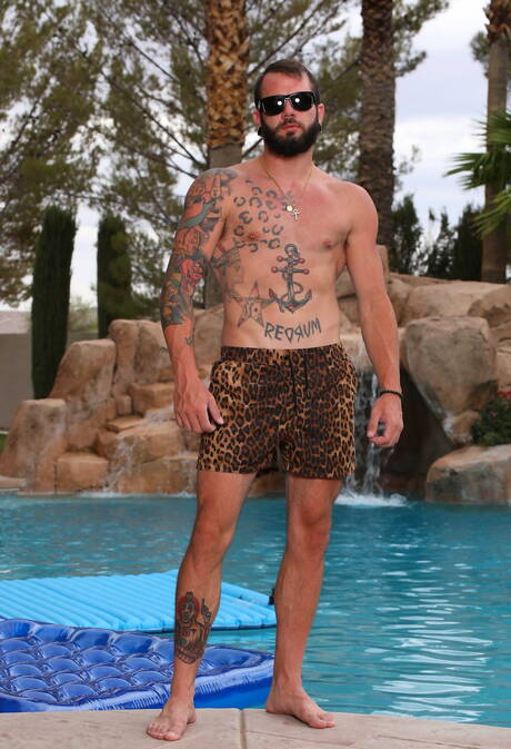 Beautiful trio Johnny Hill, Dillon Diaz and Lydia Black in bisexual threesome fuck at the pool