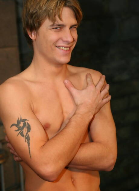 Shameless buddies Dion Phillips, Ted Clark and Jay Renfro in hard threesome sex