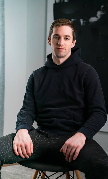 Canadian superstud Gabriel Clark and canadian hunk Thyle Knoxx have a hot sex