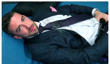 Beefy Adam Dacre and superstud Scott Hunter have a hot sex