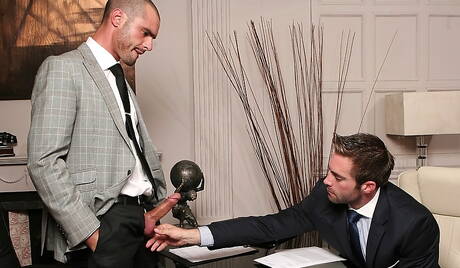 Naked Gay Boss Pics