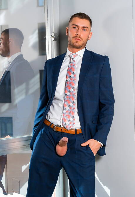 Beefcake Craig Marks and husky guy Manuel Skye in hard anal sex