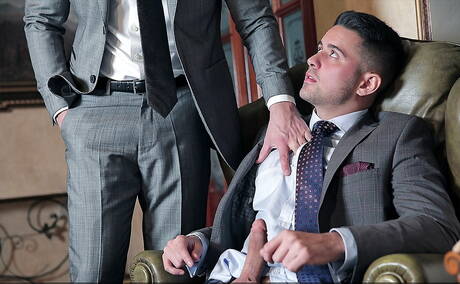 Muscular Maikel Cash and beefy Robbie Rojo sucking and fucking each other