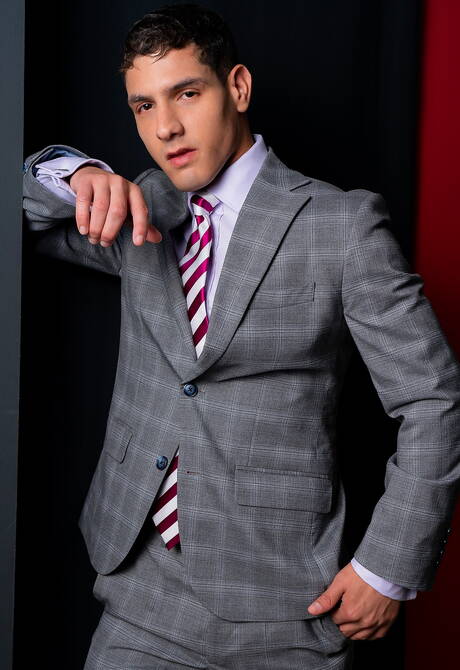 Tough guy Bastian Karim and superstud Sir Peter sucking and fucking each other