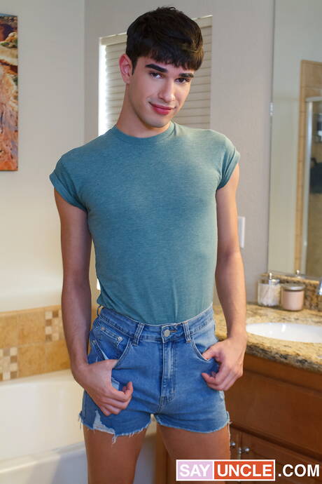 Nice american boys pretty boy Rob Quin and bull Muscled Madison in hot homosexual action