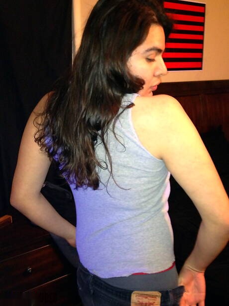 Beefy Angel and well-built Spencer Kayne shows a beautiful body