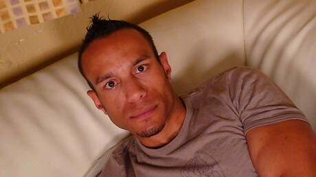 Hot boy Tyler Crue and beautiful boy Skyler have a good oral sex