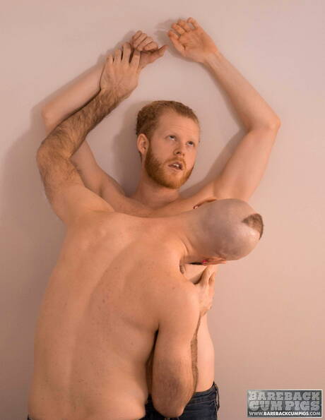 Gorgeous guy Reid Thrasher and beautiful buddy Cooper Roads in hot anal sex