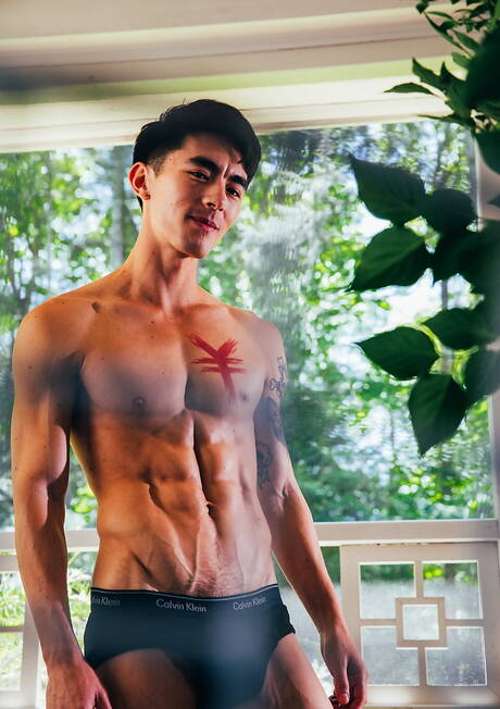 Oriental beautiful boy Cody Seiya and asian beefy Tyler Wu in hot homosexual action