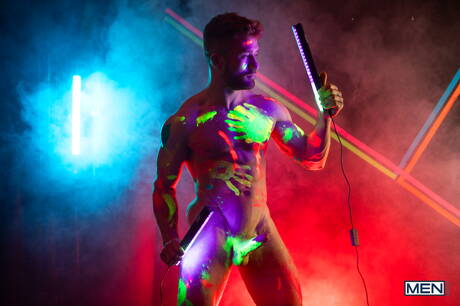 American pretty boy Theo Brady and french hairy stud Olivier Robert fuck after blowjob