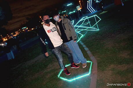 Well-built Reach and husky guy Ruito have a good sex outside