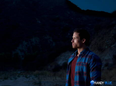 Nasty buddies Cameron Marshall, Ian Parker and Jordan Levine have 3some anal sex outside